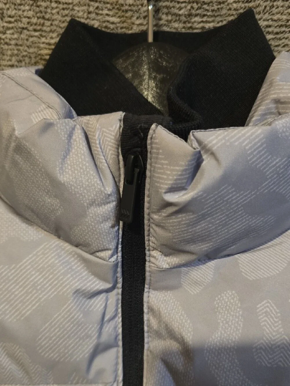 all in motion Light Gray Camouflage Puffer Vest, Girls Size 4